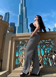 Susy - escort in Dubai Photo 11 of 15