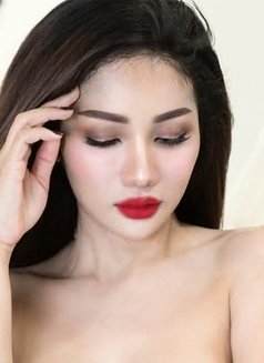 Susy Moaning Loudly - masseuse in Bangkok Photo 9 of 14