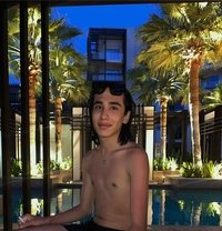 Suxa - Male escort in Riyadh Photo 5 of 5