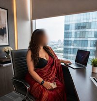 Suzain Parity - puta in Noida