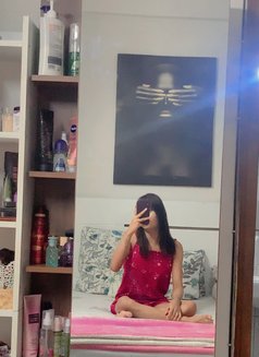 Suzanne - Transsexual escort in New Delhi Photo 1 of 3