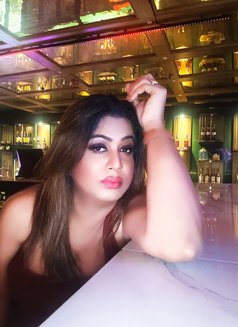 Suzi Darling here for Fun - Transsexual escort in Bangalore Photo 18 of 22