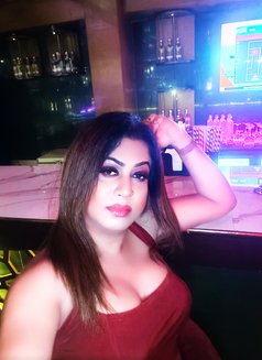 Suzi Darling here for Fun - Transsexual escort in Bangalore Photo 19 of 22