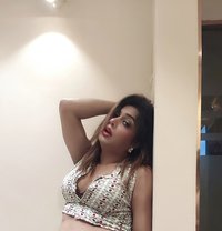 Suzi Darling here for Fun - Transsexual escort in Kolkata Photo 19 of 28