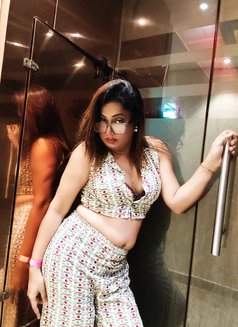 Suzi Darling here for Fun - Acompañantes transexual in Kolkata Photo 26 of 27