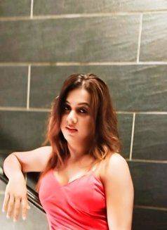 Suzi Darling - Transsexual escort in Kolkata Photo 3 of 7