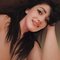 Suzi - escort in Beirut Photo 1 of 7