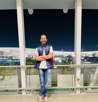 Suzi Q - Acompañantes masculino in Bangalore