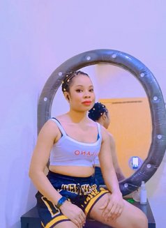 Suziee - escort in Dammam Photo 2 of 3