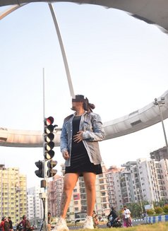 Suzy Cam & Meet Session - escort in Kolkata Photo 6 of 8