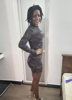 Suzy - puta in Colombo Photo 1 of 5