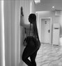 Suzy - escort in Colombo Photo 3 of 7
