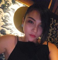 Suzy - escort in Hong Kong