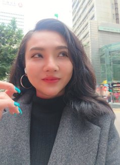 Suzy - escort in Hong Kong Photo 13 of 15