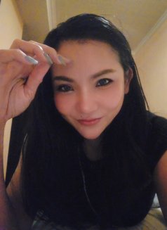 Suzy - puta in Hong Kong Photo 8 of 8
