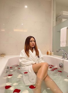 Suzzaine - Transsexual escort in New Delhi Photo 14 of 14