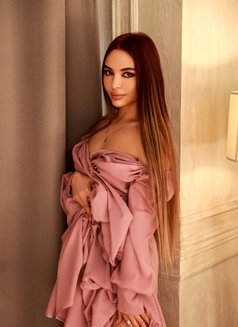 Sveta Fresh - puta in Dubai Photo 6 of 11