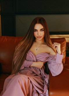 Sveta Fresh - puta in Dubai Photo 9 of 11