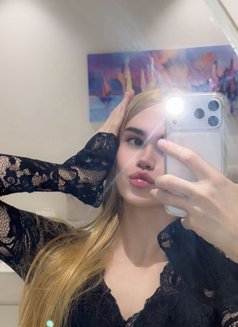 Svetlana🇷🇺(ONLY 5 DAYS IN JEDDAH) - Transsexual escort in Jeddah Photo 2 of 6