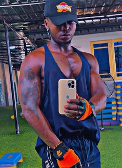 Swagzfat - Male escort in Muscat Photo 1 of 5
