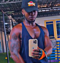 Swagzfat - Male escort in Muscat