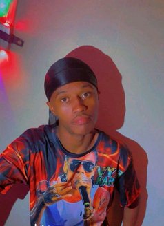 Swaleh - Male escort in Nairobi Photo 1 of 5