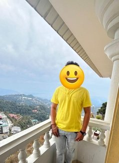 Toy Boy of your Dream - Male escort in Mumbai Photo 2 of 3