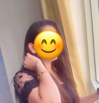 Swapna Model in DxD - escort in Dubai Photo 2 of 4