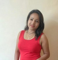 Swapna want to meet you 4k/hr - puta in Bangalore Photo 8 of 9