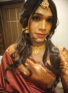 Swasthika Ashwathi - Transsexual escort in Kochi Photo 9 of 12
