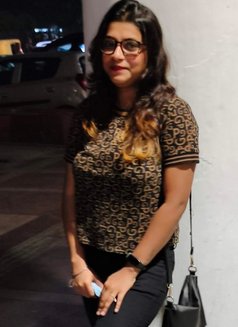 Swastika ( Meet & Web ) - escort in New Delhi Photo 2 of 2