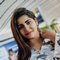 Swathi Reddy Film Actrees South India - puta in Dubai Photo 3 of 11