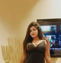 Swathi Reddy Film Actrees South India - puta in Dubai