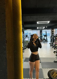 Swati Gujju Girl - puta in Ahmedabad Photo 2 of 2