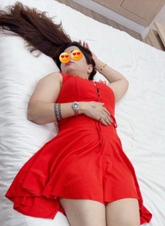 Swati - puta in Dubai Photo 5 of 10