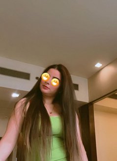 Swati - escort in Dubai Photo 7 of 9