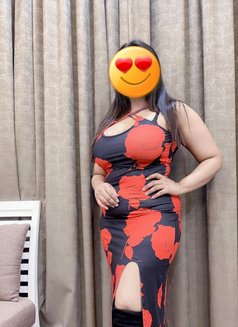 Swati - escort in Dubai Photo 5 of 9