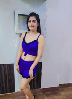 Swati - puta in Hyderabad Photo 4 of 11