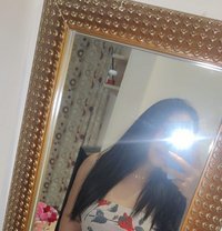 SWEDISH SOFT MASSAGE SENSUAL BY NURU GEL - escort in Muscat Photo 13 of 14