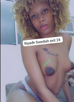 Swedish - puta in Riyadh Photo 2 of 7