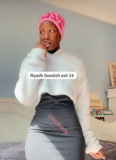 Swedish - puta in Riyadh Photo 3 of 7