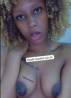 Swedish - puta in Riyadh Photo 4 of 7