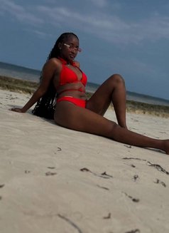 Sweet African Girl(real Meet & Can Show) - puta in Hyderabad Photo 2 of 4