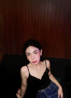 Sweet Amari - Acompañantes transexual in Manila Photo 1 of 8