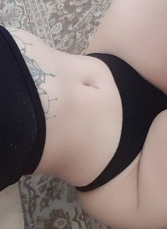 Sweet Anal good service - puta in Muscat Photo 8 of 13