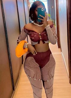 Sweet and Young African Girl Goddess - puta in Bangalore Photo 1 of 5