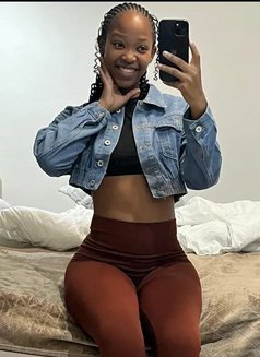 Sweet and Young African Girl Preety - puta in Pune Photo 3 of 5