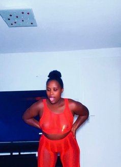 Sweet and Young African Girl Ria - puta in Munich Photo 5 of 6