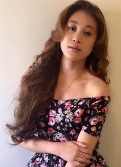 Sweet Angel - Transsexual escort in Manila Photo 2 of 6