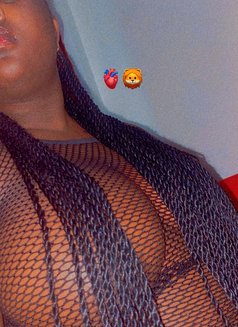 Sweet Apples - escort in Cairo Photo 3 of 3